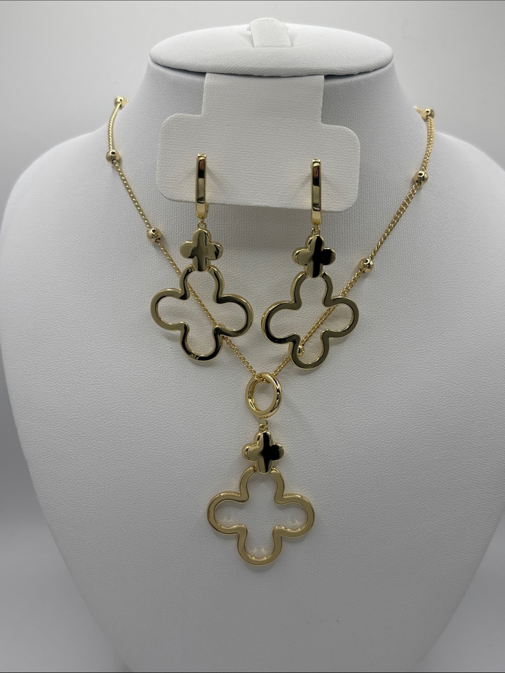 Gold Open Clover Necklace and Earring Set